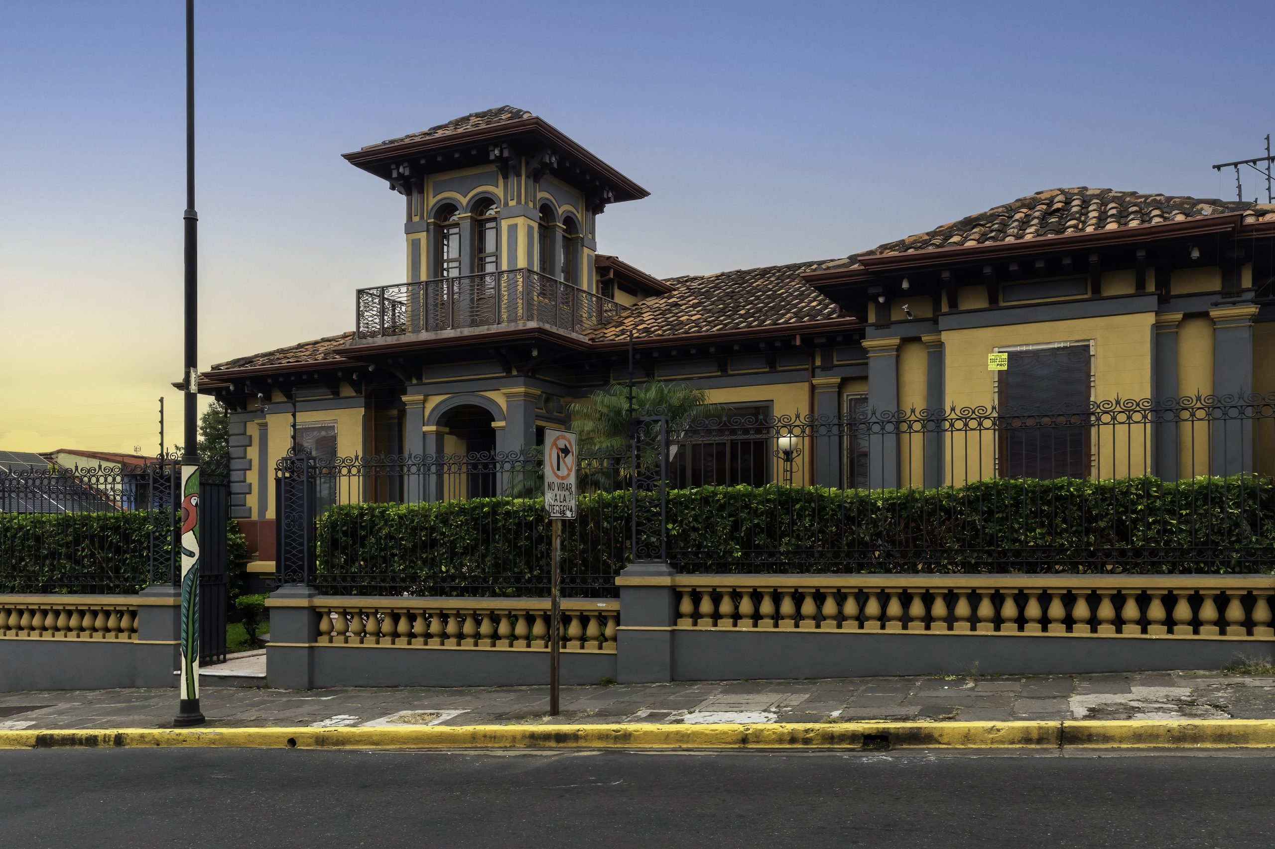 Historic façade of Hotel Majestad, a 1920s republican-style mansion in Barrio Amón, San José