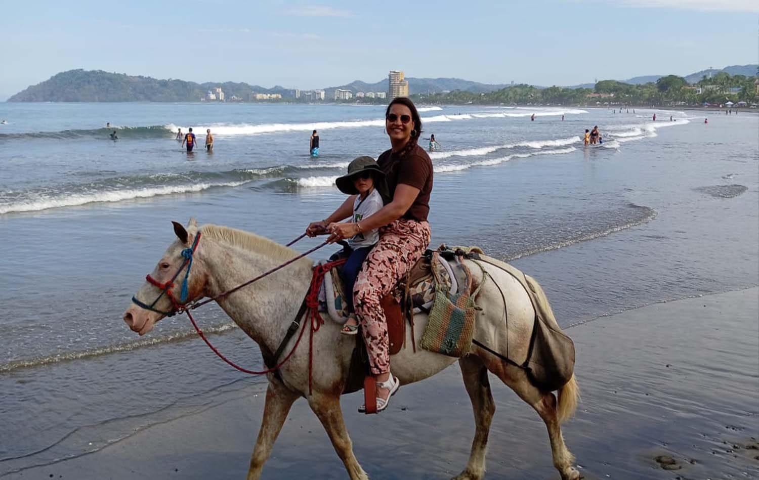 Équitation sur la plage de Playa Jacó